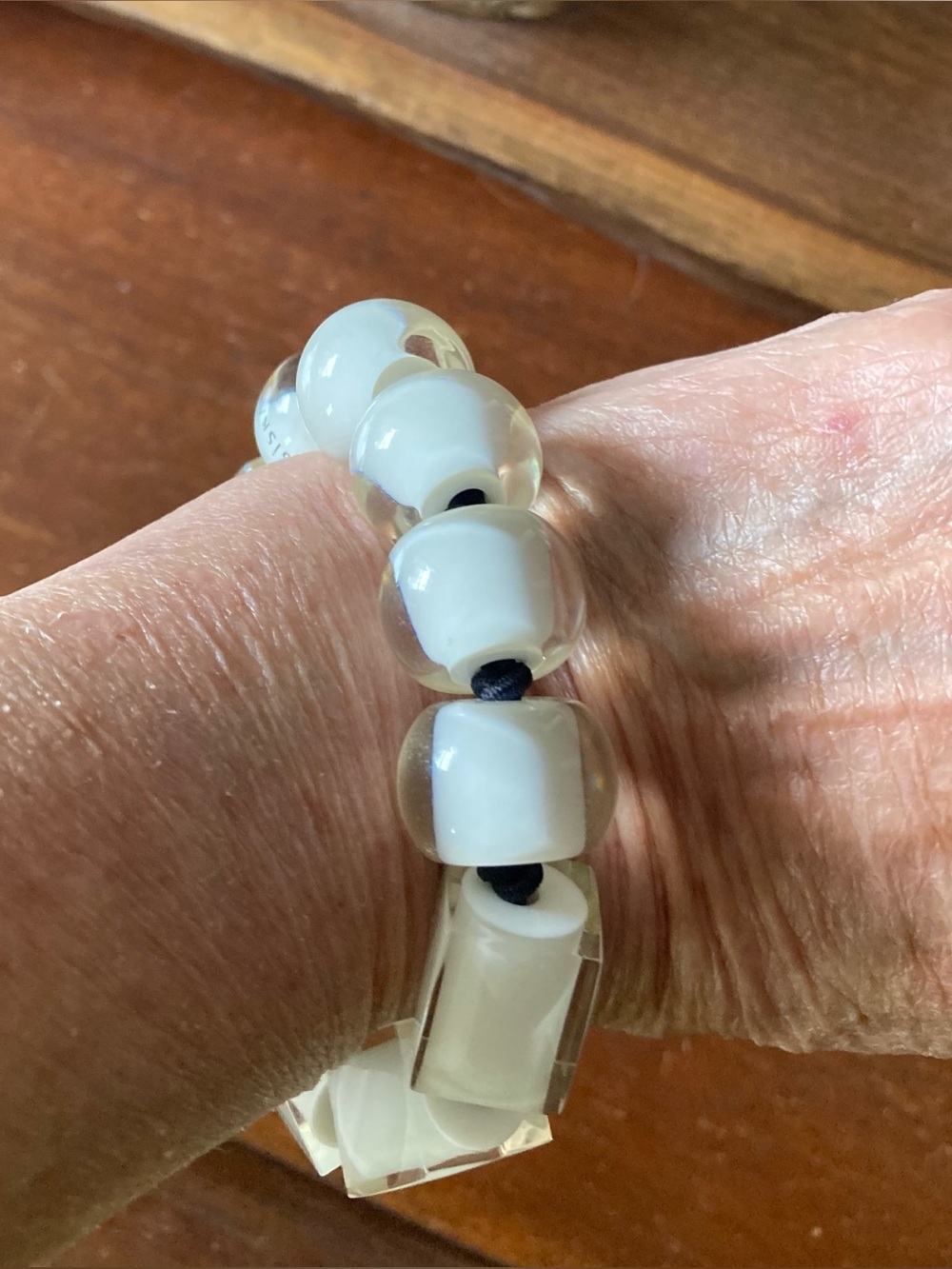 Zsiska Bellissima White Glass Bead Stretch Bracelet